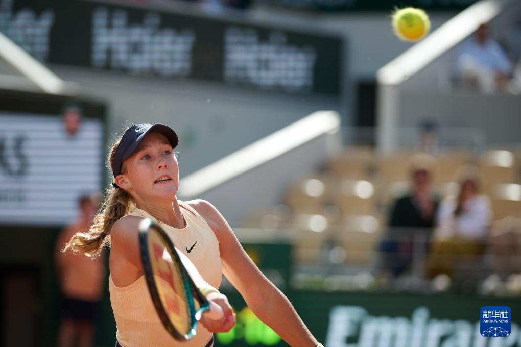 力与本土球 力与本土球