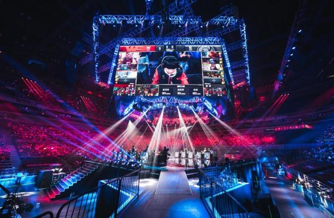 性的比赛中 性的比赛中