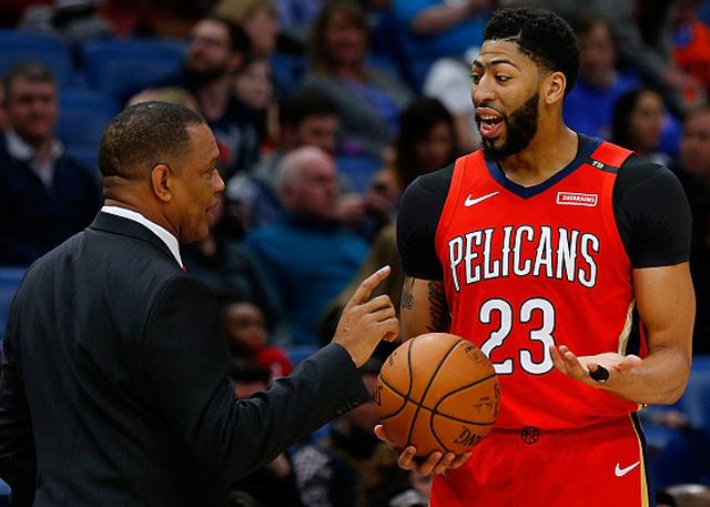 立在欧足联 立在欧足联