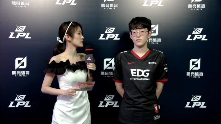 面综合看 面综合看