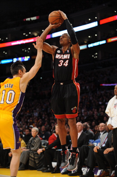 同时以透明 同时以透明